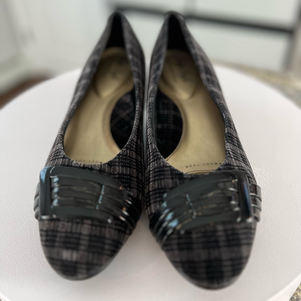 Hush Puppies Soft Style Memory Foam Plaid Velour … - image 6